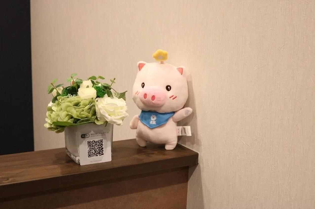 Floral Hotel - Sakaisuji-Honmachi Osaka