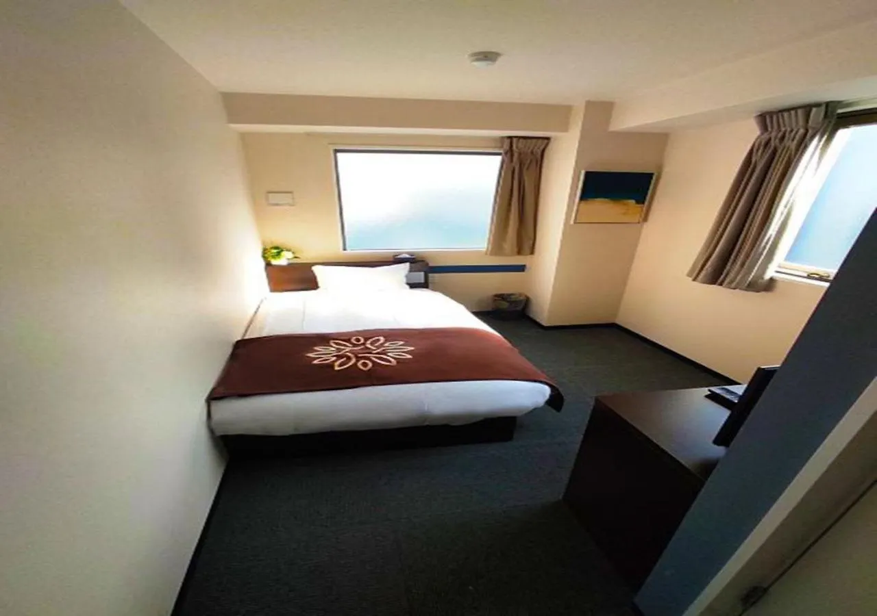 Floral Hotel - Sakaisuji-Honmachi Osaka Japan