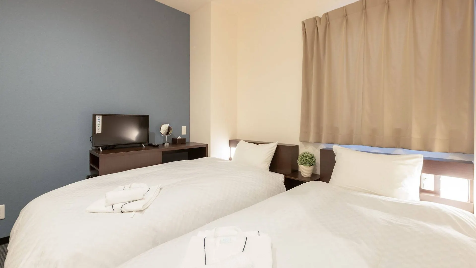 Floral Hotel - Sakaisuji-Honmachi Osaka 4*,  Japan